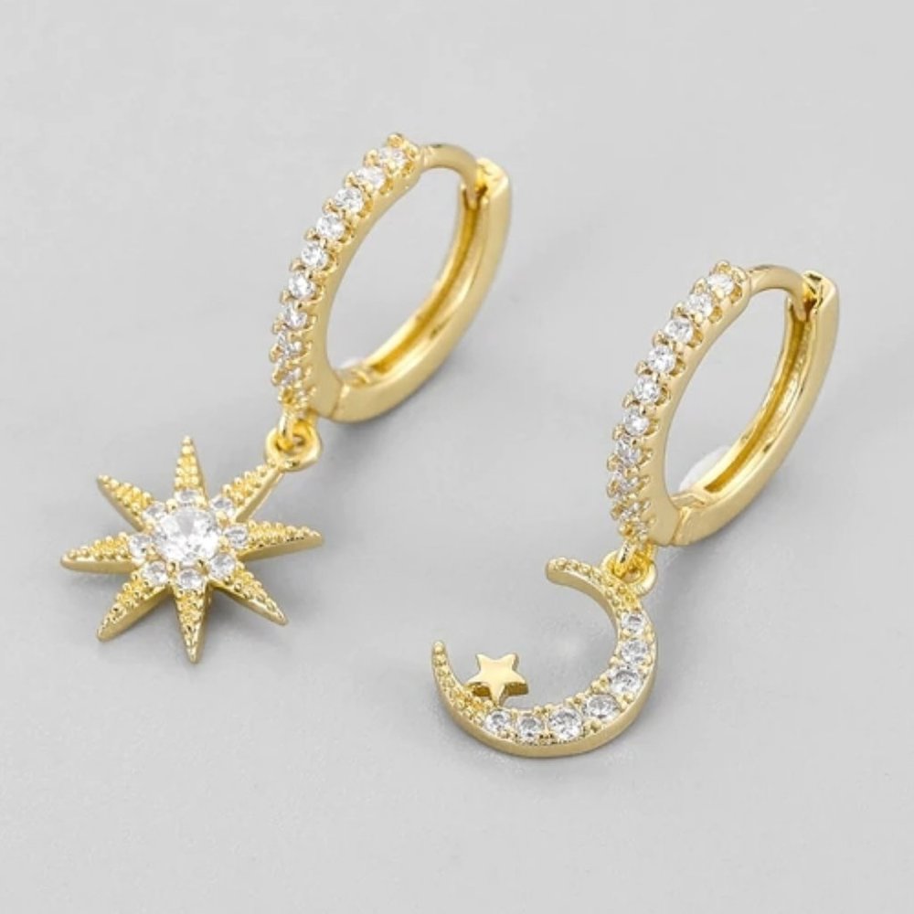 *NEW Gold Diamond Moon Star Huggie Hoop Earrings